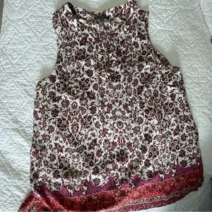 Split neck, sleeveless top.  XL Adrianna Papell